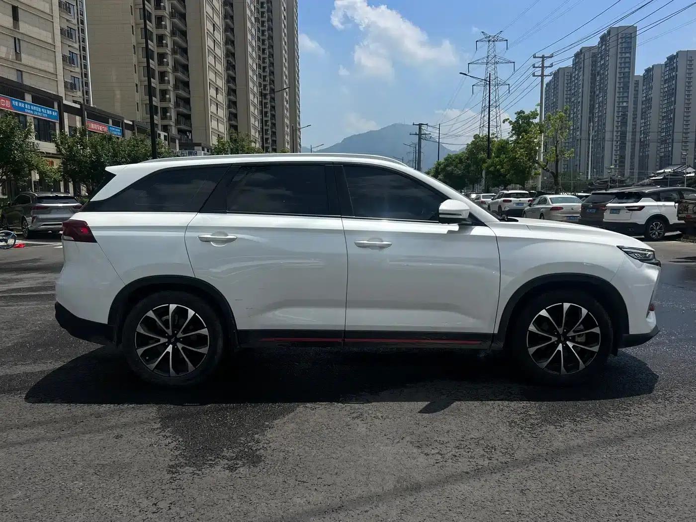 Changan Oushang X7 PLUS 2023 Enjoy Edition 1.5T Automatic Premium 7-Seater — миниатюра 8