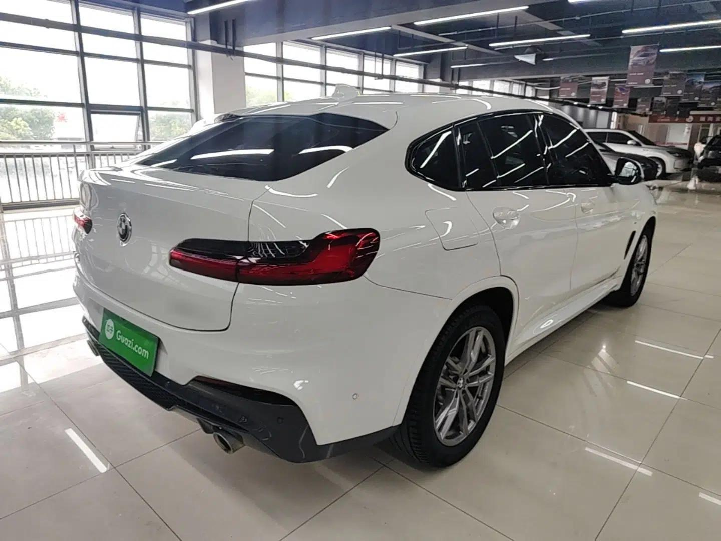 BMW X4 2021 xDrive 25i M Sport Package — миниатюра 6