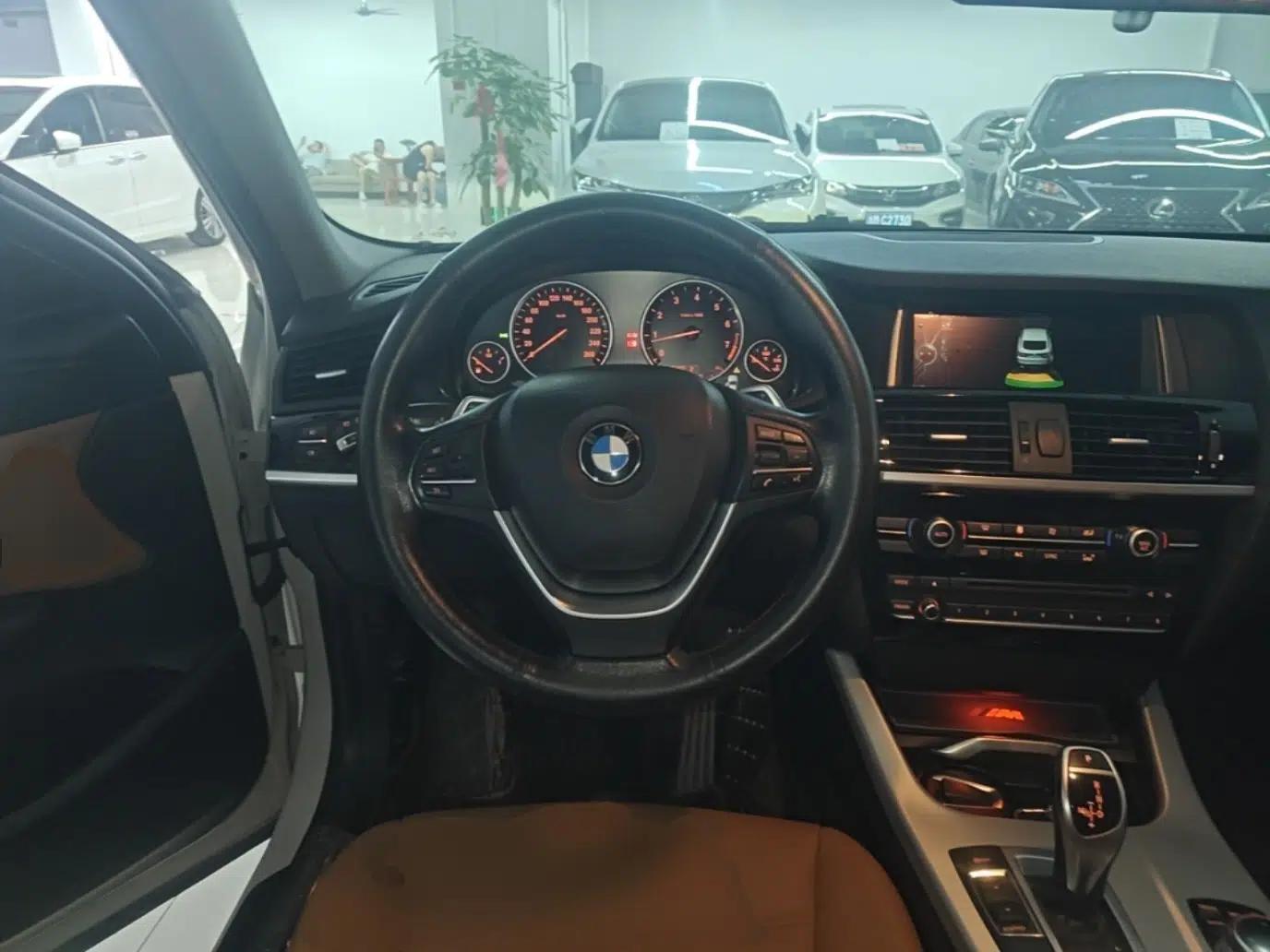 BMW X4 2014 xDrive28i Leading Model — миниатюра 13
