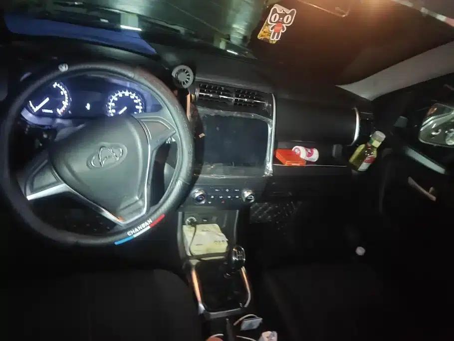 Changan Oushang X70A 2018 1.5L Manual Comfort Model — миниатюра 12