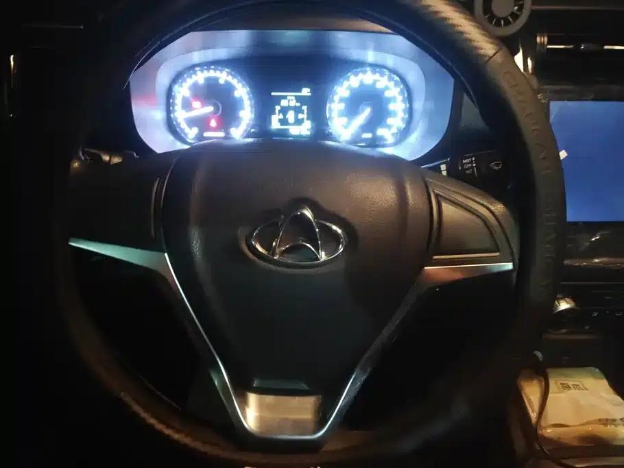 Changan Oushang X70A 2018 1.5L Manual Comfort Model — миниатюра 15