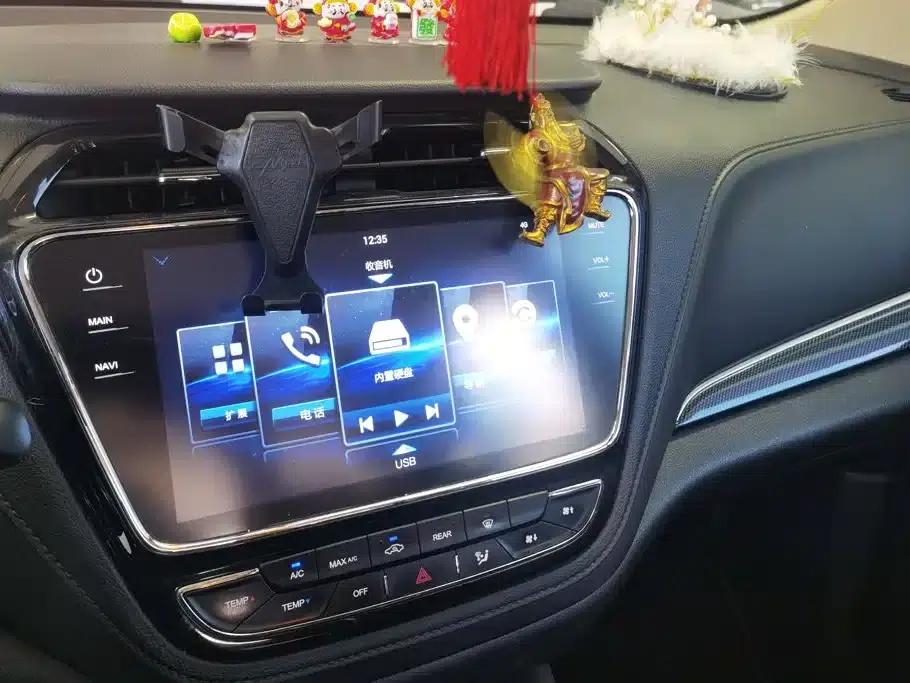 Changan Oushang A800 2017 1.6L Manual Comfort Model — миниатюра 13