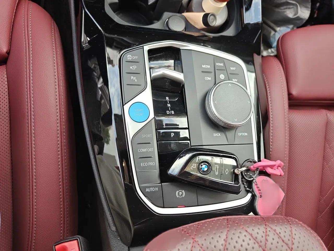 BMW iX3 2024 Leading Type — миниатюра 13