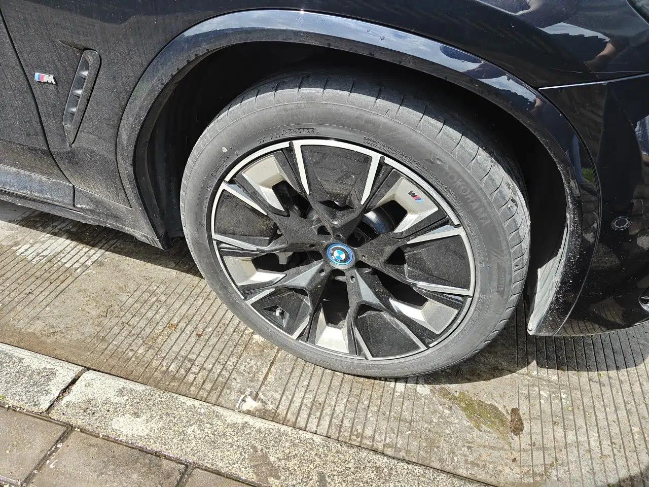 BMW iX3 2024 Leading Type — миниатюра 8