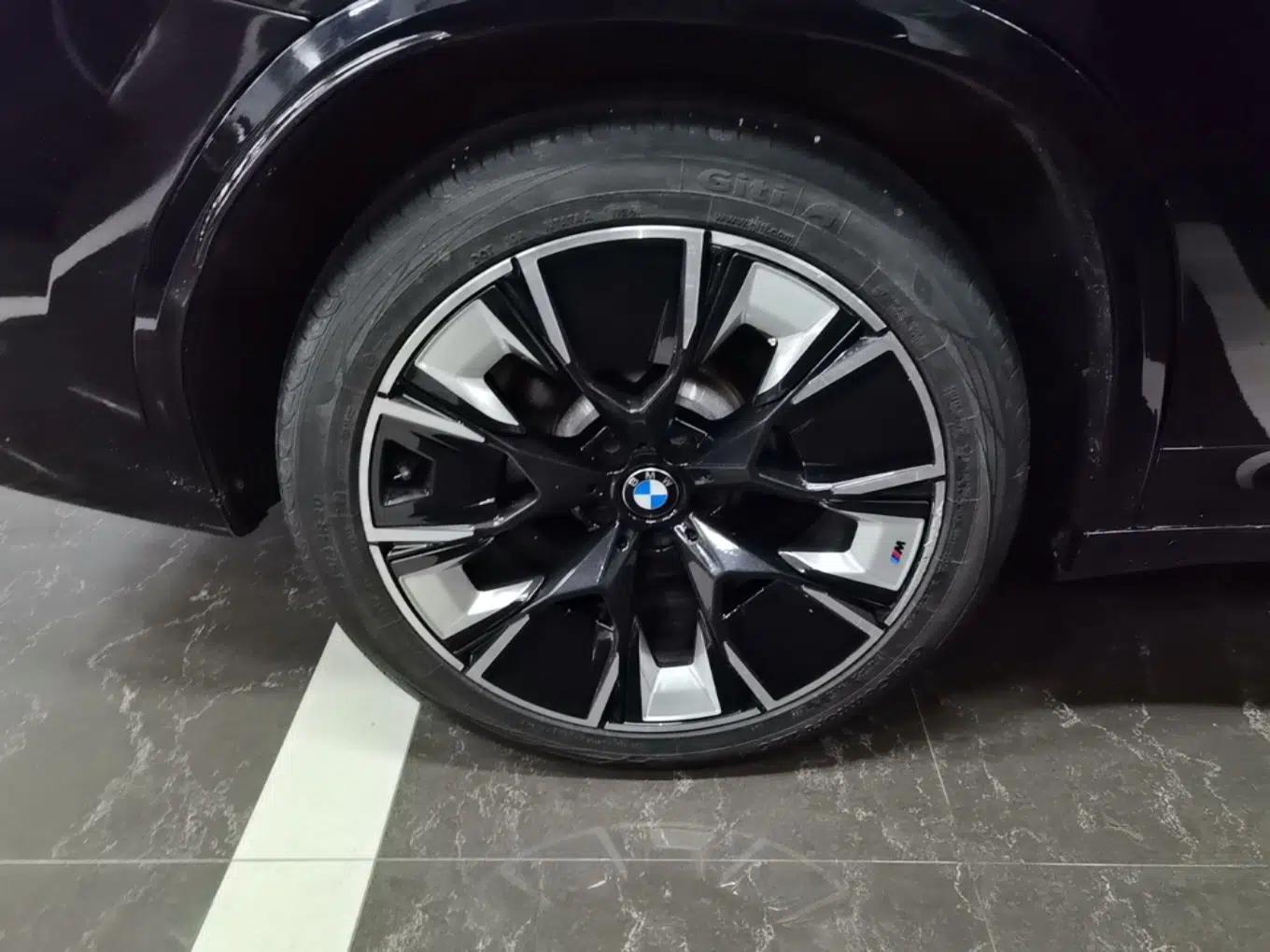 BMW iX3 2022 Leading Type — миниатюра 11