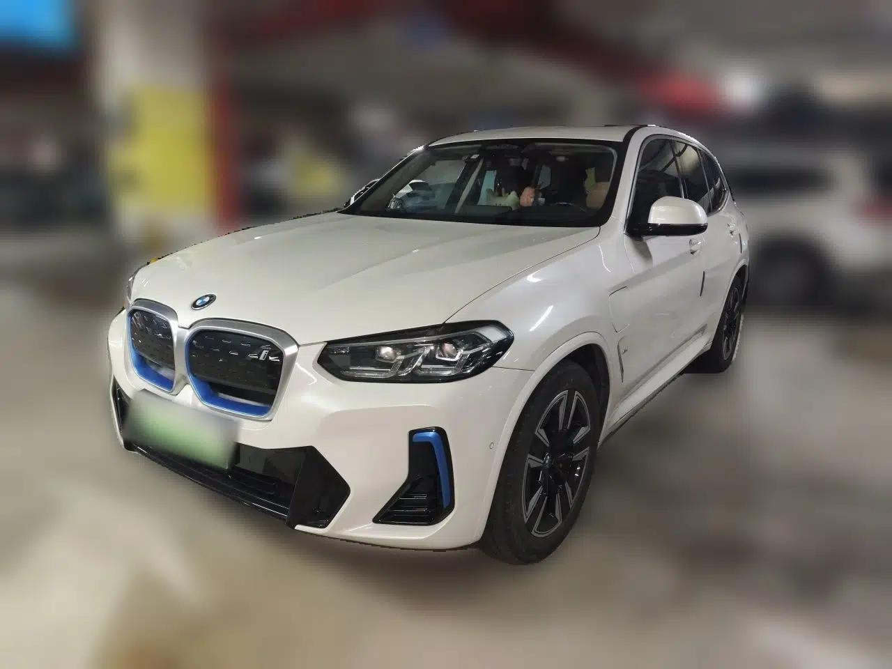 BMW iX3 2022 Leading Model — миниатюра 1