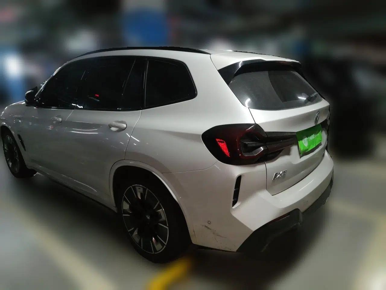 BMW iX3 2022 Updated Leading Type — миниатюра 4