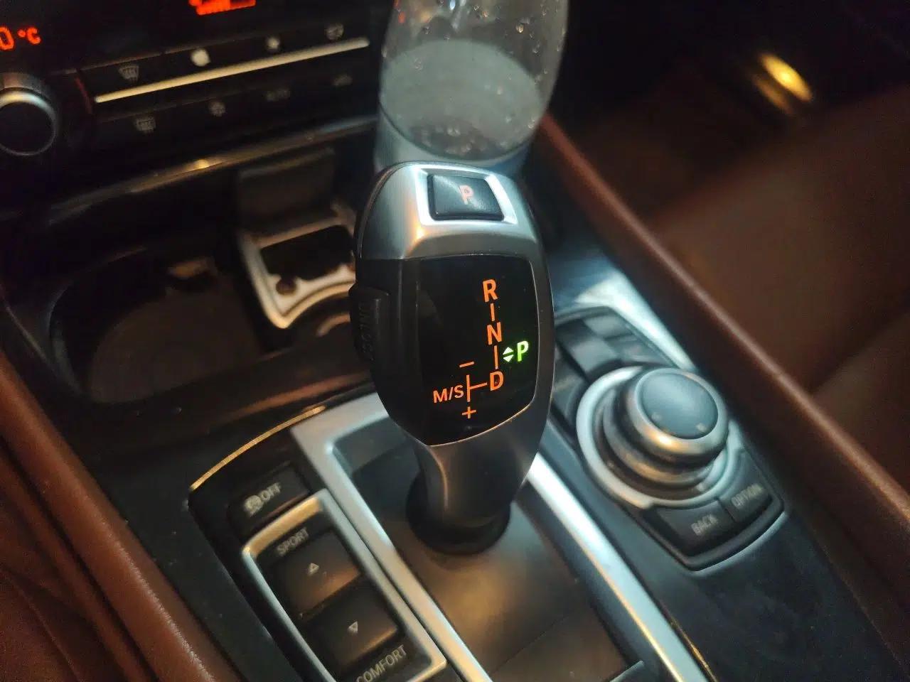 BMW 5 Series GT 2011 535i Elegant Edition — миниатюра 14