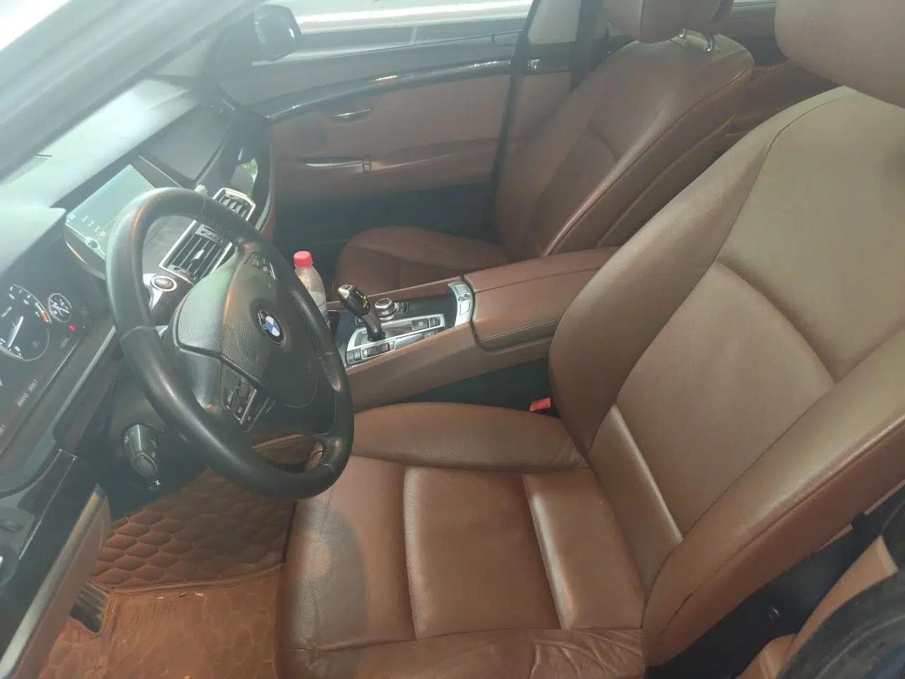 BMW 5 Series GT 2011 535i Elegant Edition — миниатюра 15