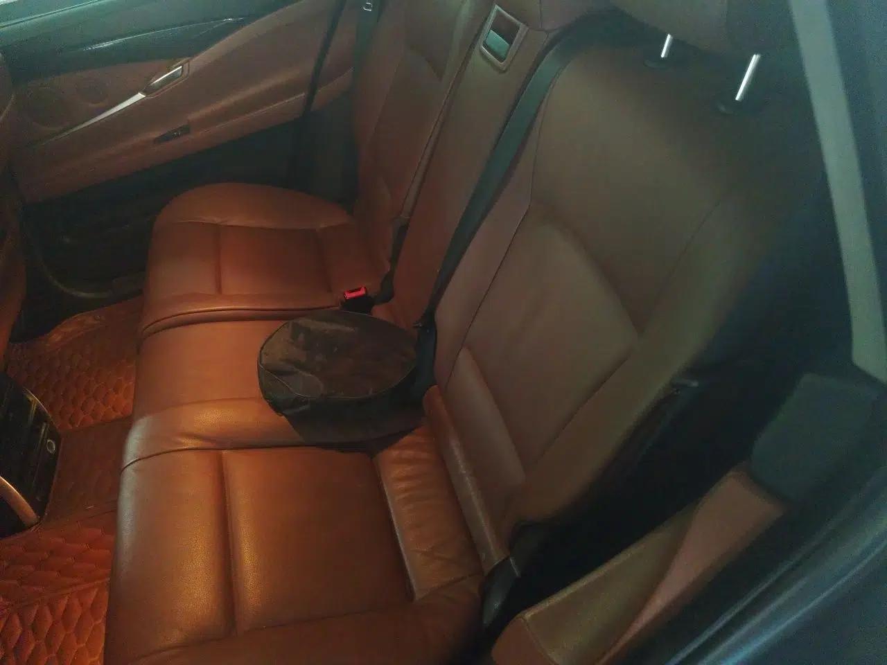 BMW 5 Series GT 2011 535i Elegant Edition — миниатюра 17