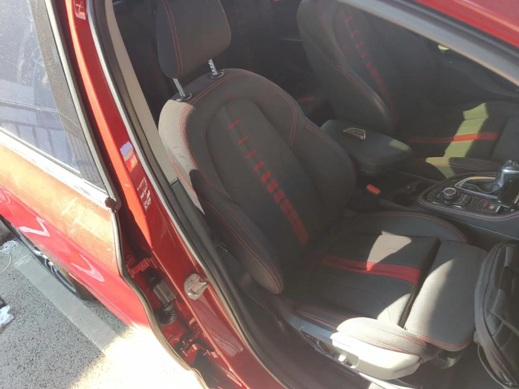 BMW 2 Series Gran Tourer 2015 218i Sports Design Package — миниатюра 19