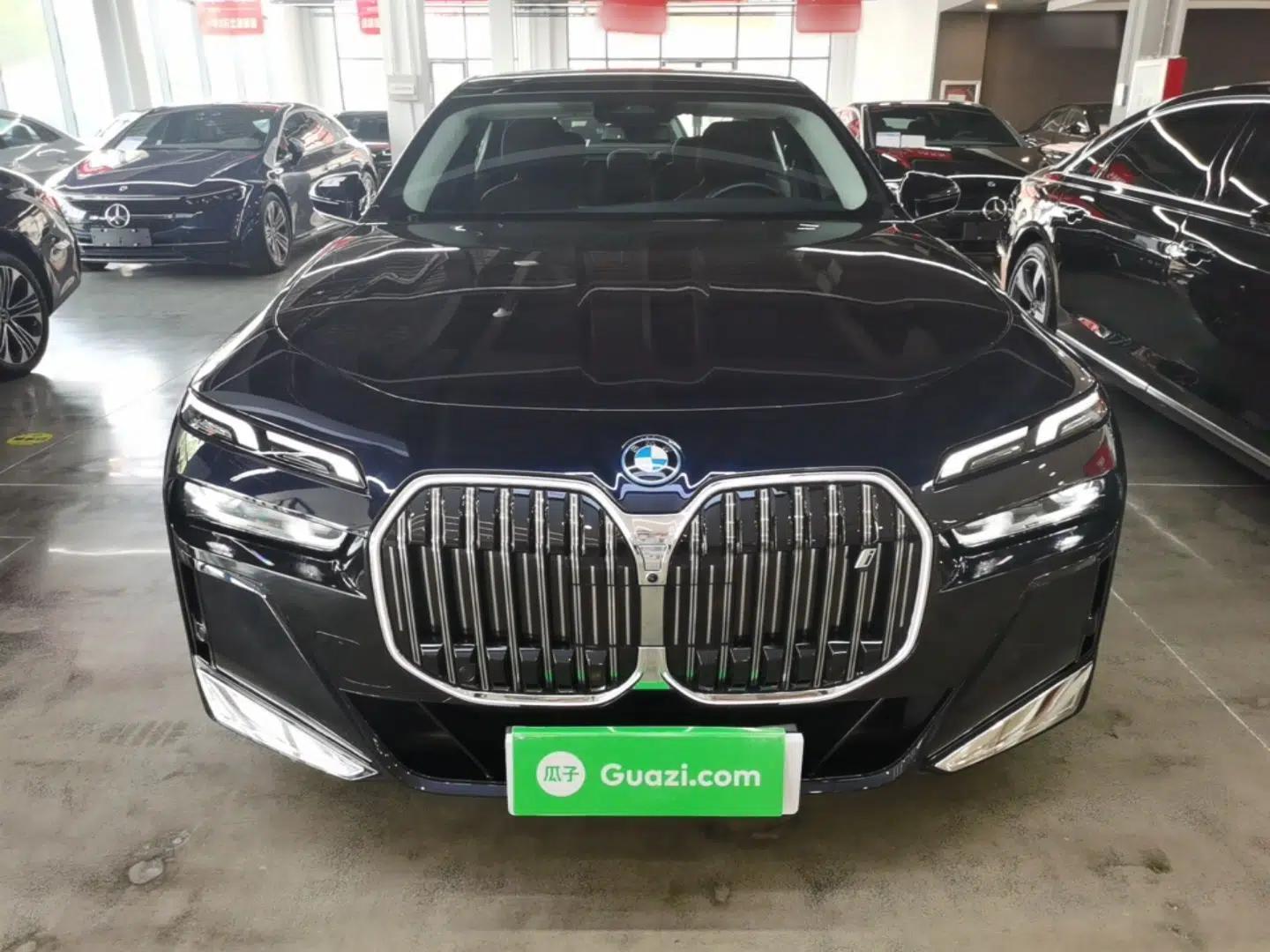 BMW i7 2023 eDrive50L Leading M Sport Package — миниатюра 2
