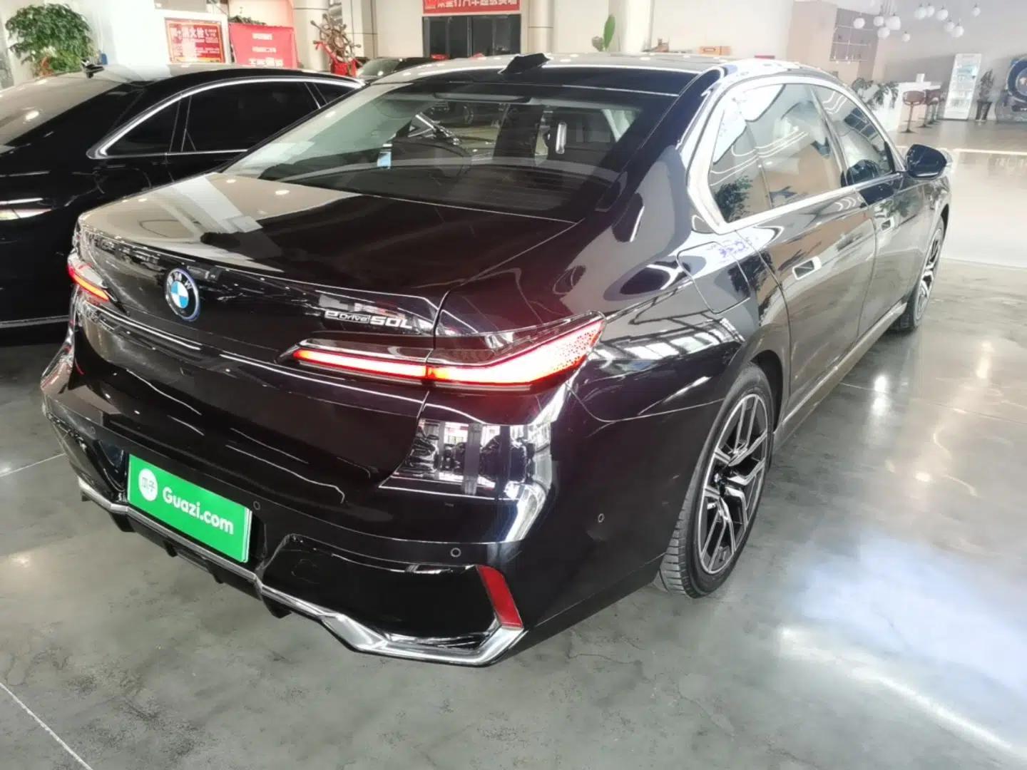BMW i7 2023 eDrive50L Leading M Sport Package — миниатюра 6