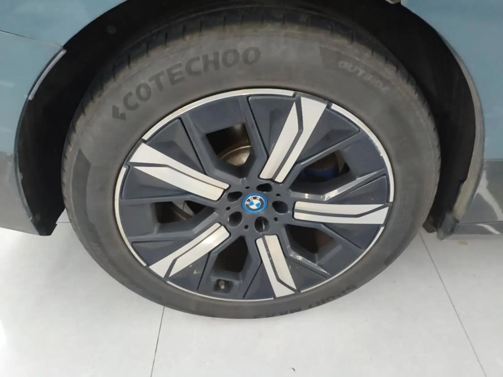BMW iX 2022 xDrive50 — миниатюра 11
