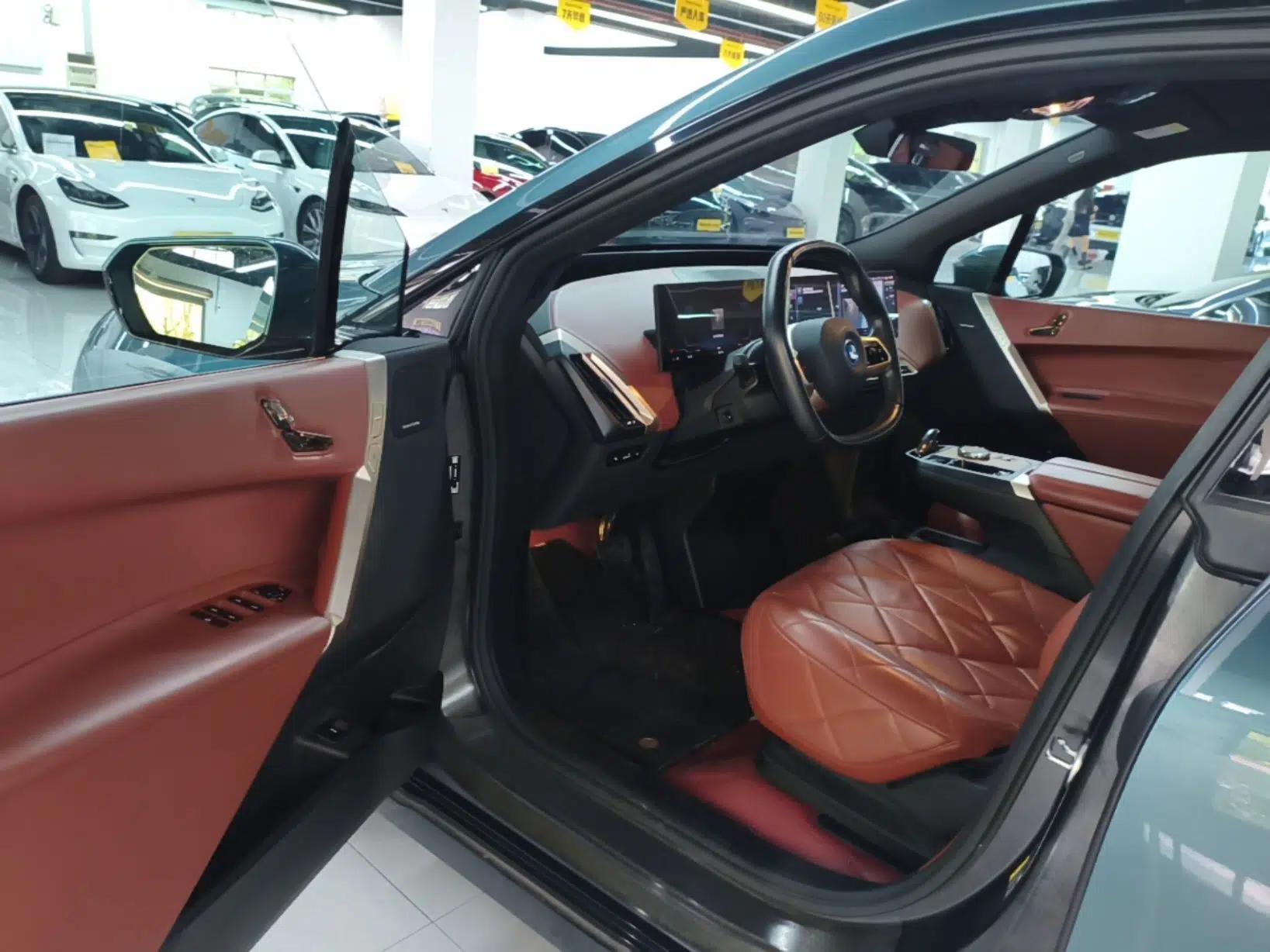 BMW iX 2022 xDrive50 — миниатюра 23