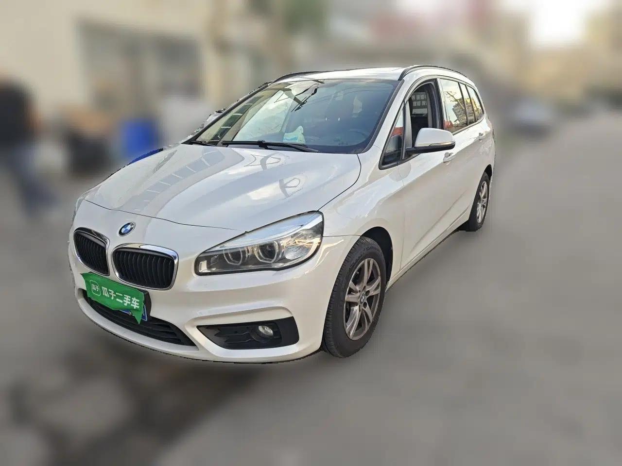 BMW 2 Series Active Tourer 2015 218i Leading Model — миниатюра 1