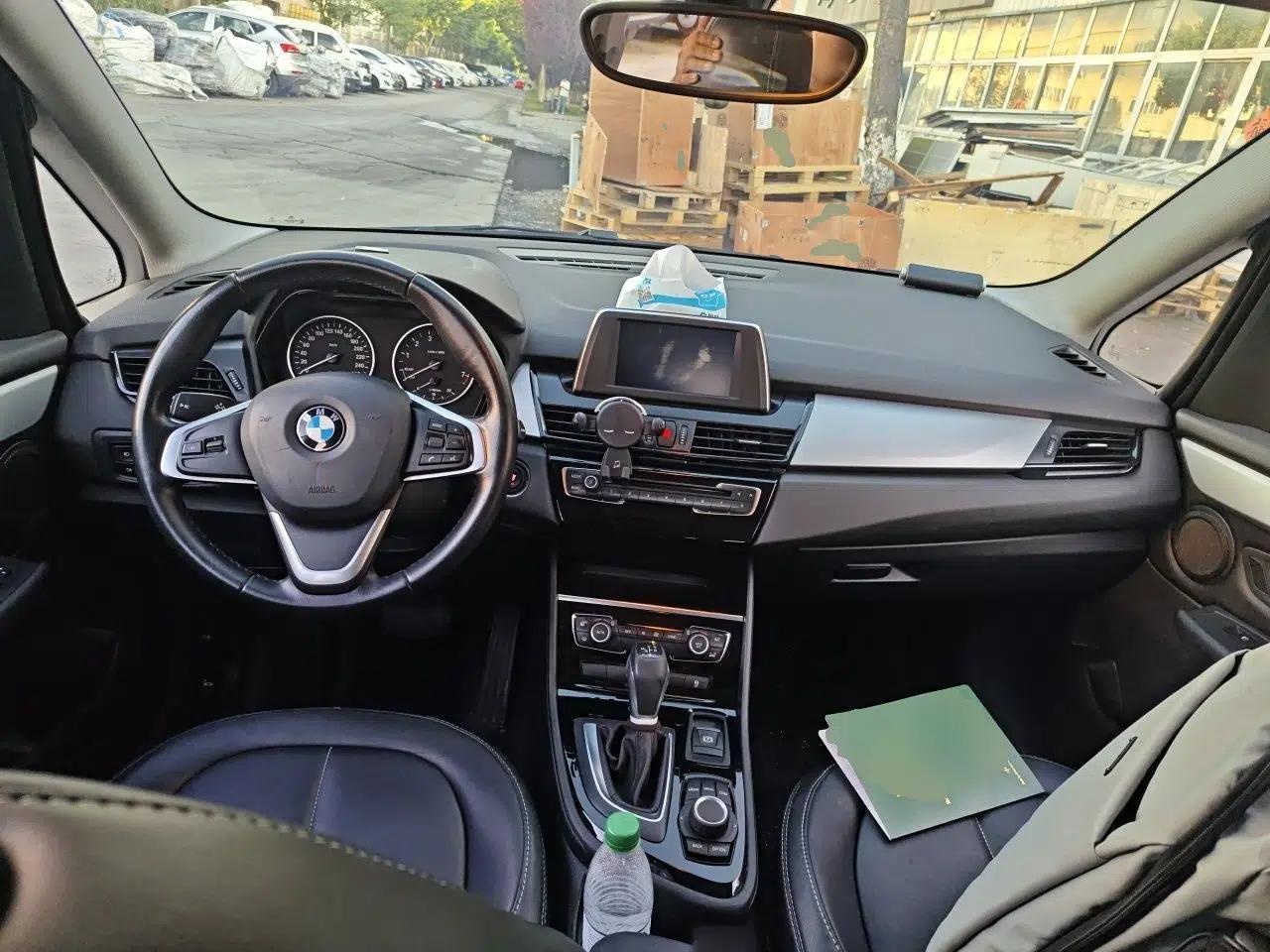 BMW 2 Series Active Tourer 2015 218i Leading Model — миниатюра 9