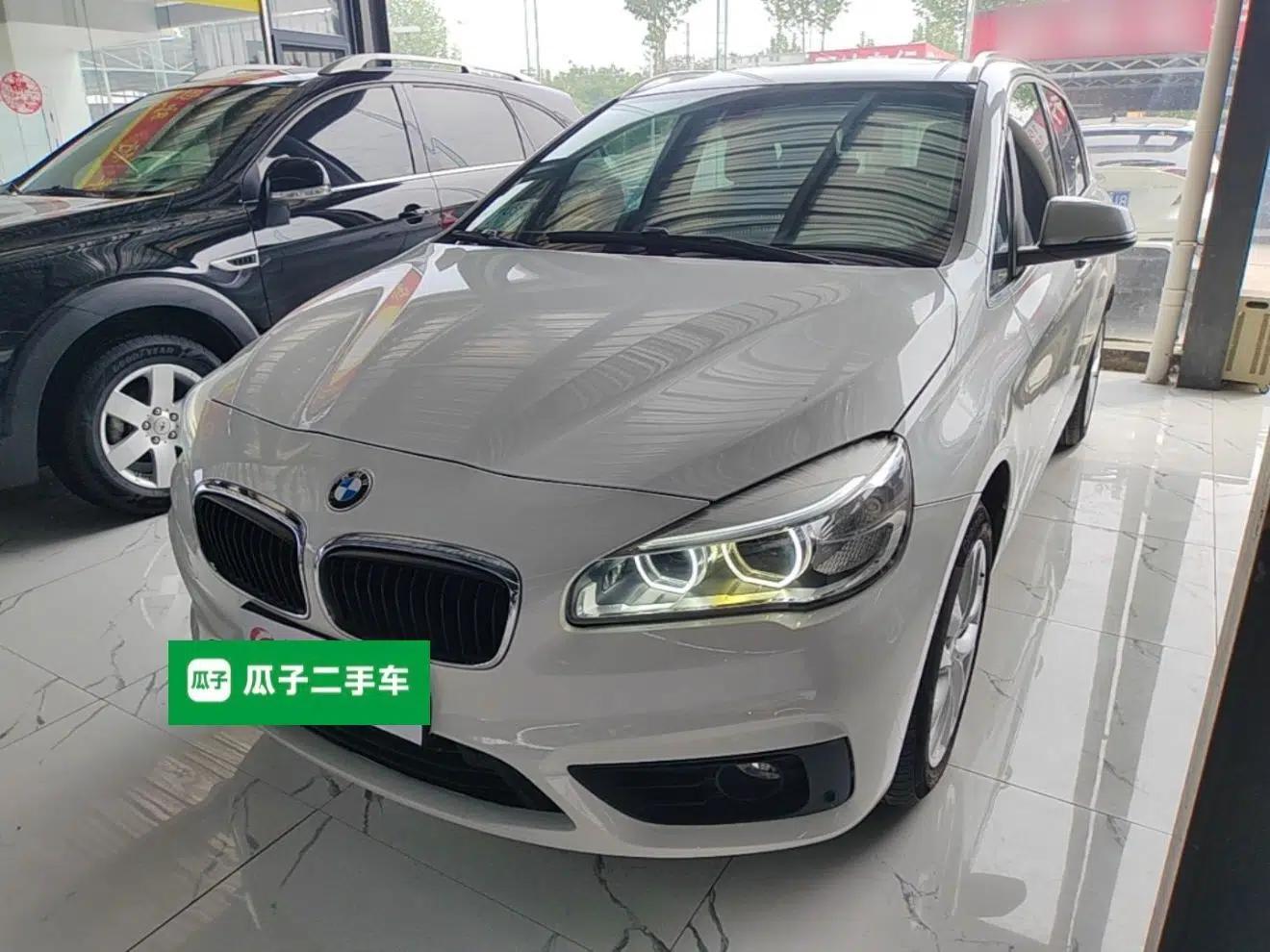 BMW 2 Series Active Tourer 2016 220i Luxury Edition — миниатюра 1