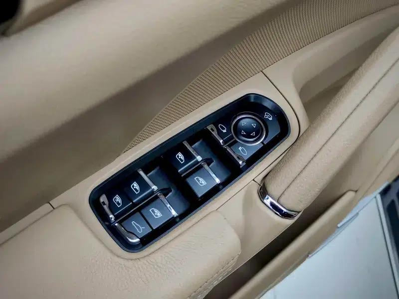 Cayenne 2011 Cayenne 3.0T — миниатюра 18