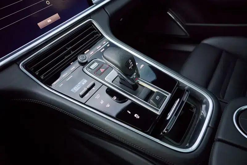 Panamera 2023 Panamera 4 Sport Turismo 2.9T — миниатюра 16