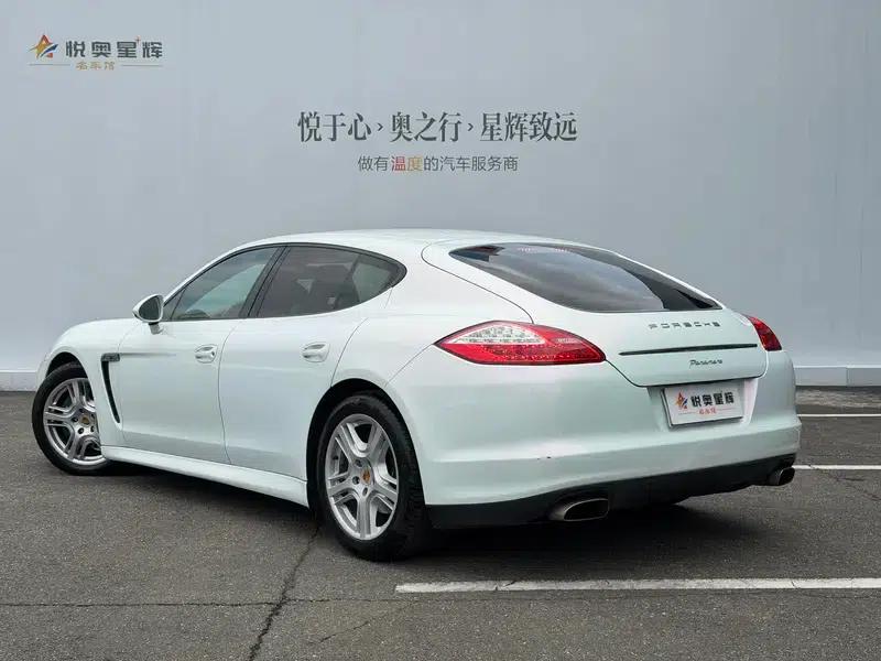 Panamera 2010 Panamera 4 3.6L — миниатюра 4