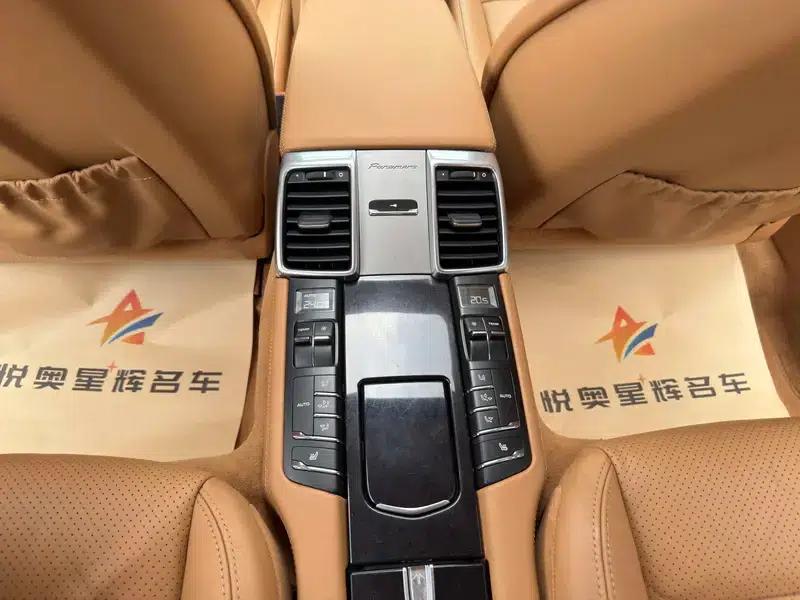 Panamera 2010 Panamera 4 3.6L — миниатюра 7