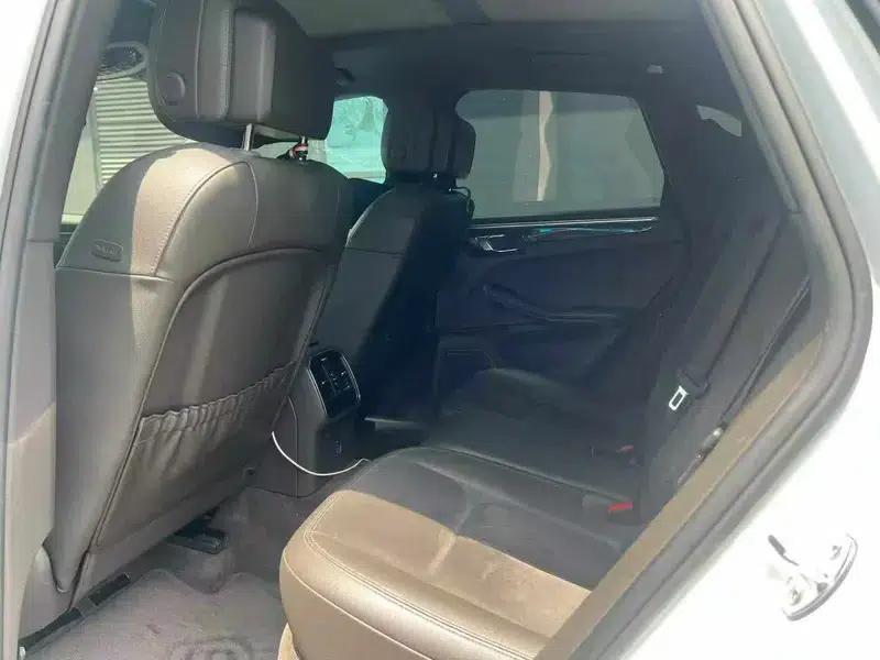 2017 Macan 2.0T — миниатюра 9