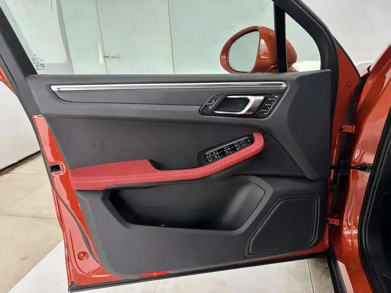 2023 Macan 2.0T — миниатюра 12