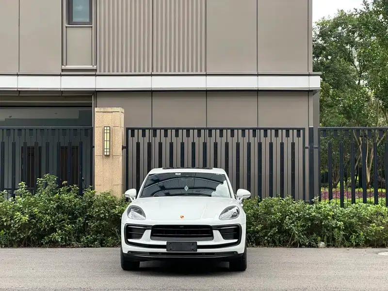2023 Macan 2.0T — миниатюра 2