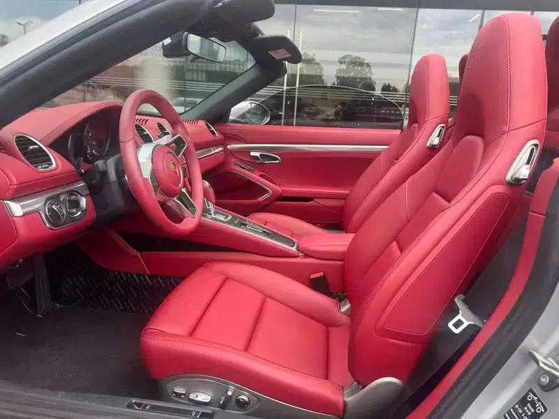 2023 Porsche 718 Boxster 2.0T — миниатюра 12