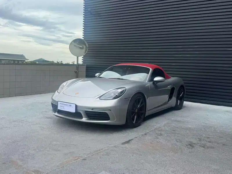 2023 Porsche 718 Boxster 2.0T — миниатюра 5