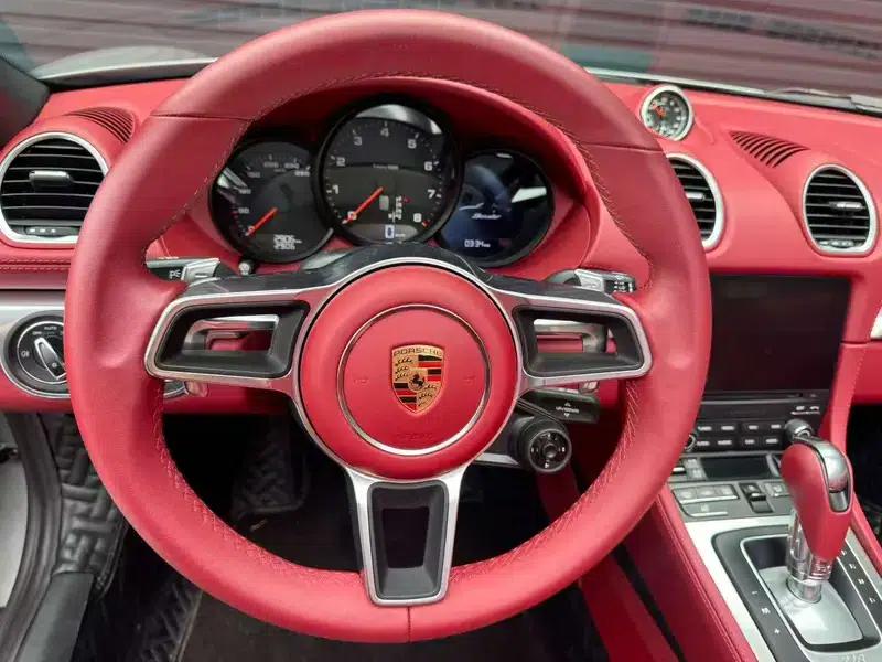 2023 Porsche 718 Boxster 2.0T — миниатюра 10