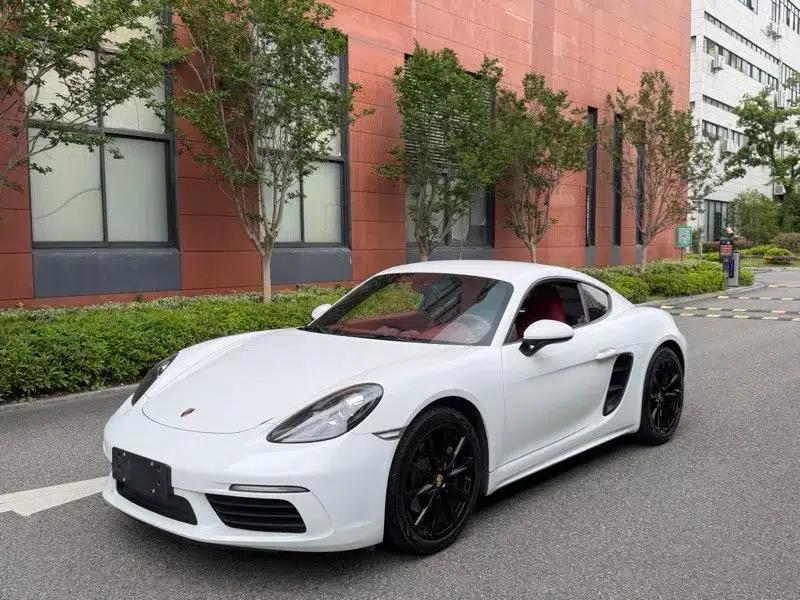Porsche 718 Cayman 2018 2.0T — миниатюра 1