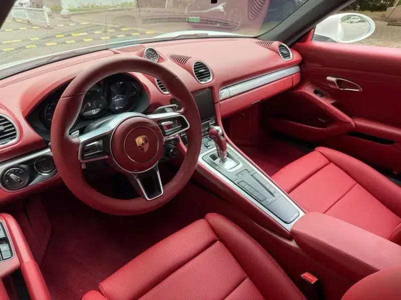 Porsche 718 Cayman 2018 2.0T — миниатюра 15
