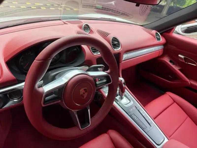 Porsche 718 Cayman 2018 2.0T — миниатюра 16