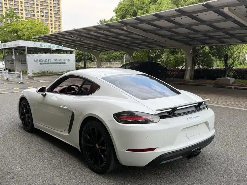 Porsche 718 Cayman 2018 2.0T — миниатюра 4