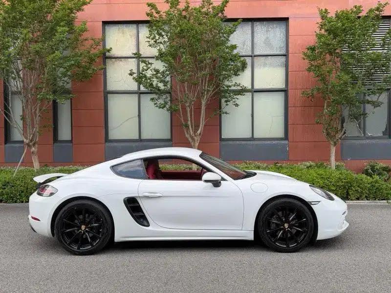 Porsche 718 Cayman 2018 2.0T — миниатюра 6