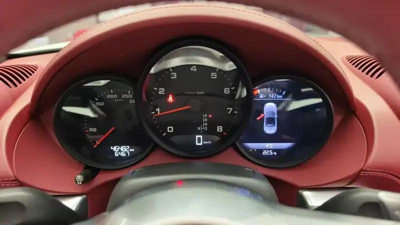 2021 Porsche 718 2.0T Automatic Rear-Wheel Drive 2-Seater Factory Custom Edition — миниатюра 9
