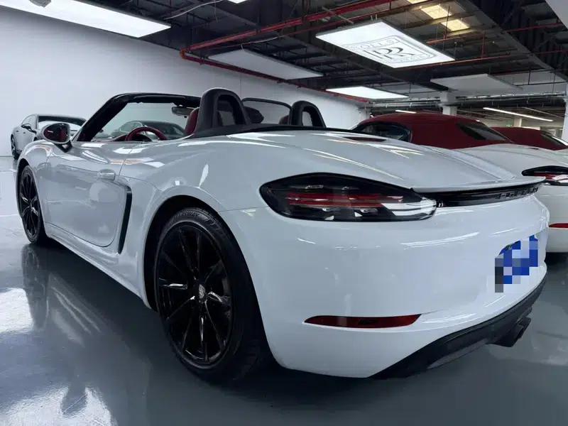 2018 Porsche 718 Boxster 2.0T — миниатюра 4