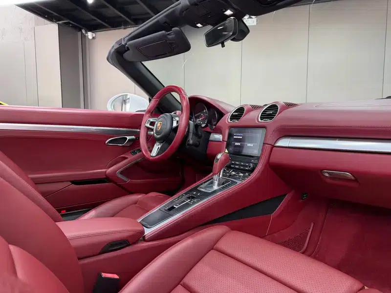 2016 Porsche 718 Boxster 2.0T — миниатюра 9
