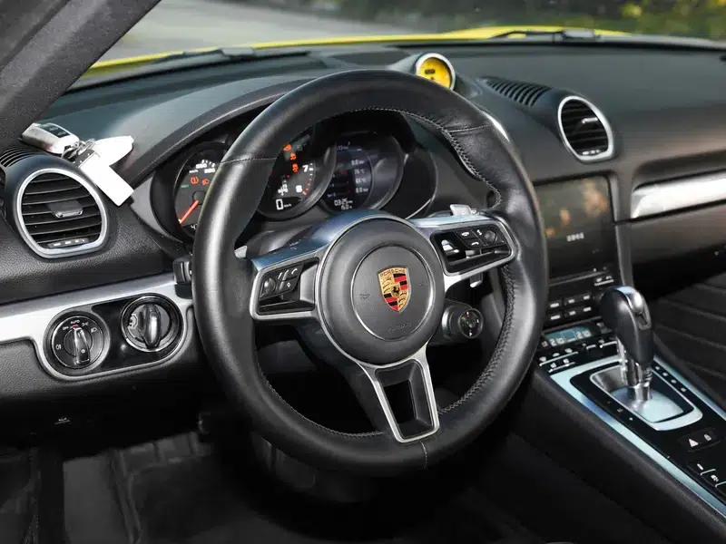 Porsche 718 Cayman 2020 2.0T — миниатюра 15