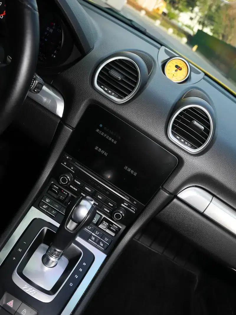 Porsche 718 Cayman 2020 2.0T — миниатюра 18