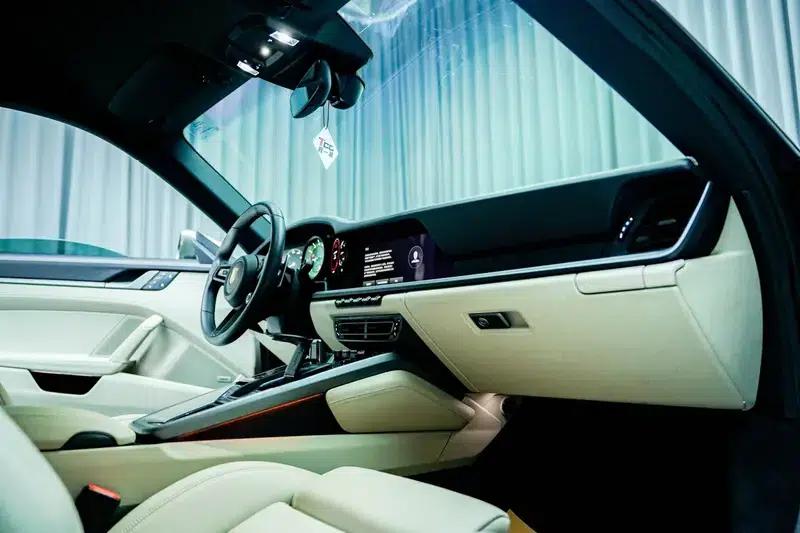 2023 Porsche 911 Carrera 3.0T — миниатюра 17