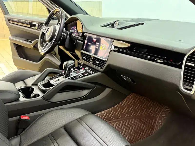 Cayenne E-Hybrid 2021 Cayenne E-Hybrid 2.0T — миниатюра 12