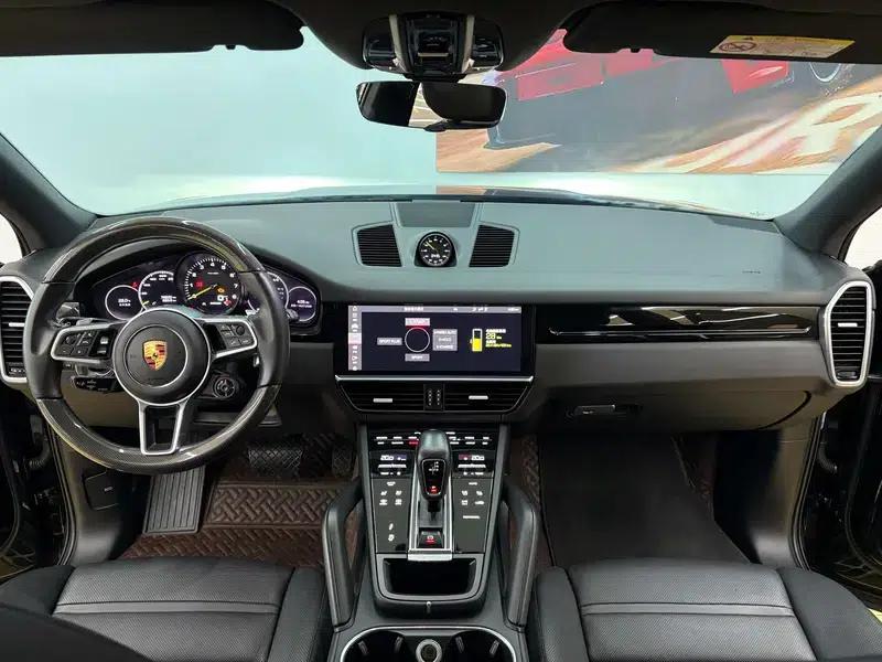 Cayenne E-Hybrid 2021 Cayenne E-Hybrid 2.0T — миниатюра 9