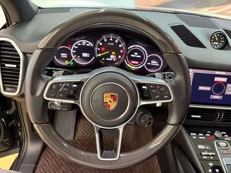 Cayenne E-Hybrid 2021 Cayenne E-Hybrid 2.0T — миниатюра 10