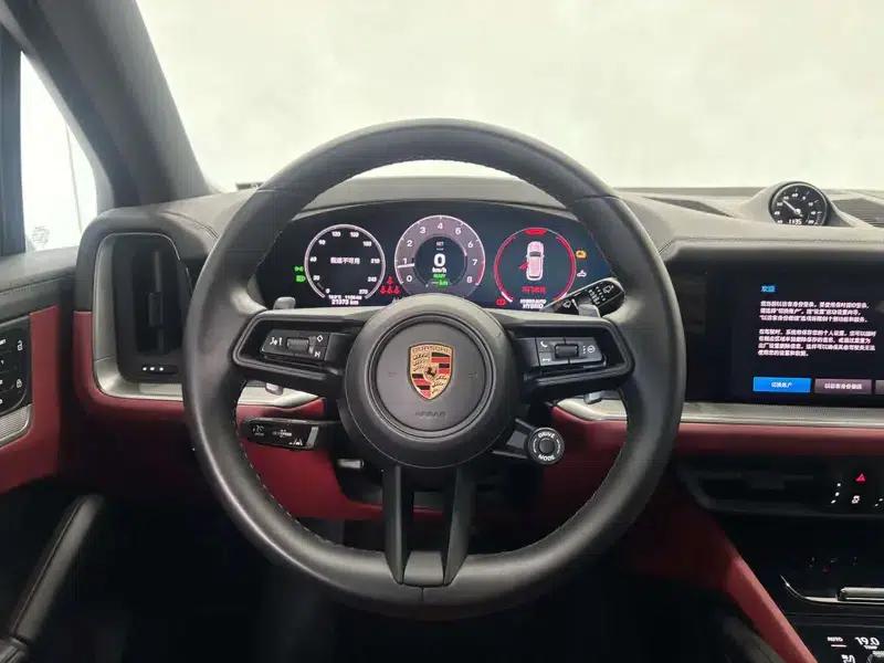 Cayenne E-Hybrid 2024 Cayenne E-Hybrid 2.0T — миниатюра 23