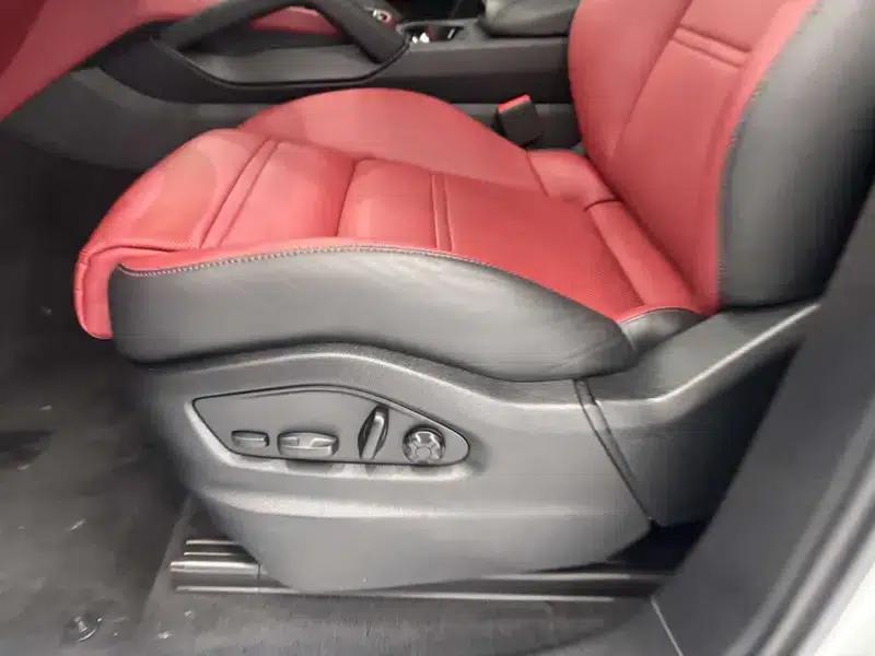Cayenne E-Hybrid 2024 Cayenne E-Hybrid 2.0T — миниатюра 26