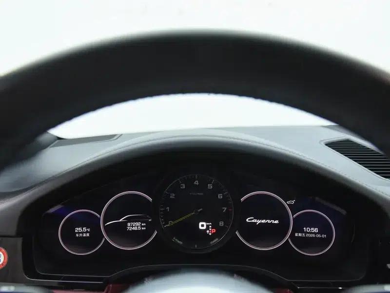 Cayenne E-Hybrid 2020 Cayenne E-Hybrid 2.0T — миниатюра 14