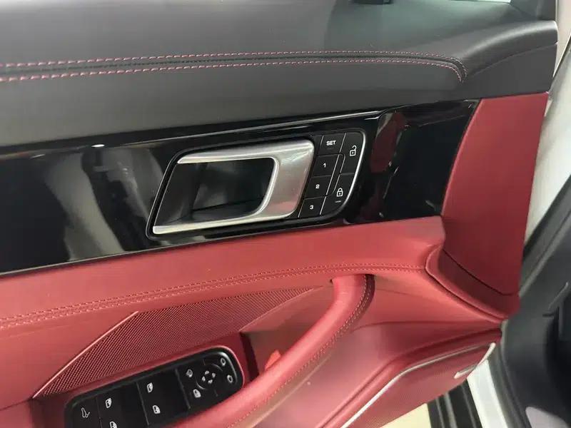 Panamera E-Hybrid 2022 Panamera 4 E-Hybrid 2.9T — миниатюра 11
